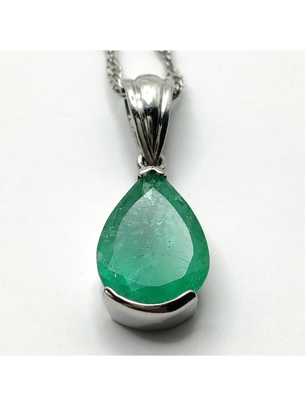 Jewelry Necklace Emerald 1.6ct Platinum 5525044